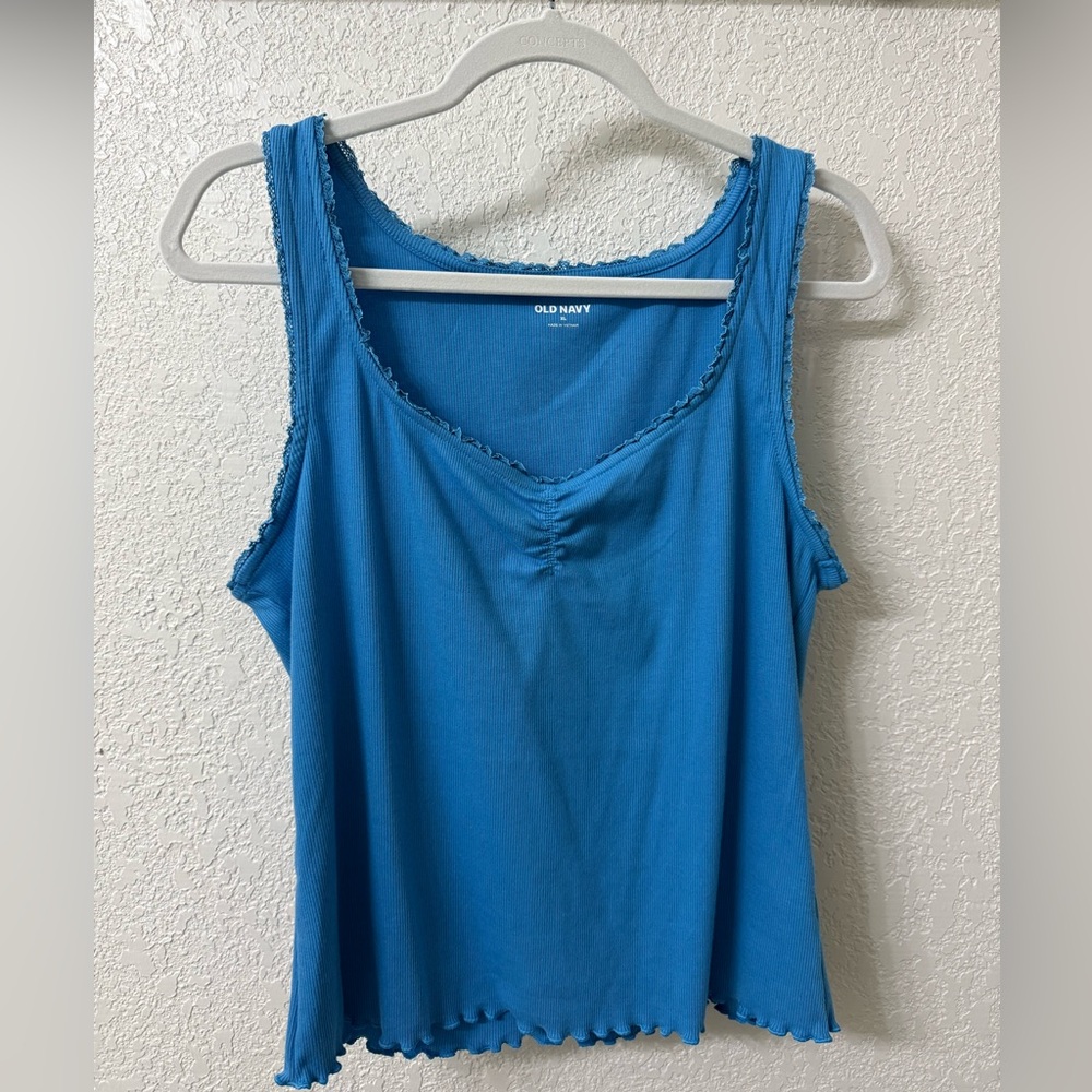 Tank Tops - Picture 3 of 8